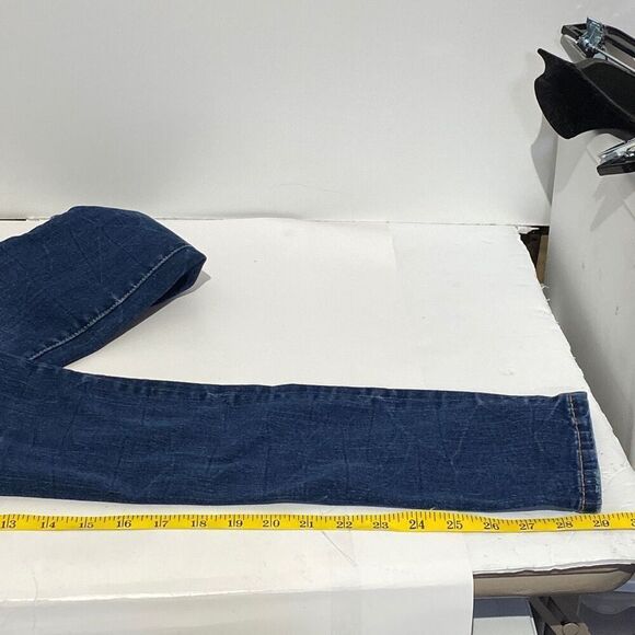 Aeropostale Women's Skinny Jean Short/Court Dark Wash Denim Size 00 - Picture 8 of 9